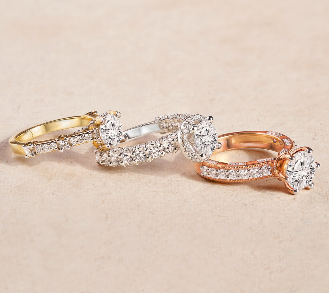 Trending Designs in Customised Diamond Rings: What's Popular Right Now?