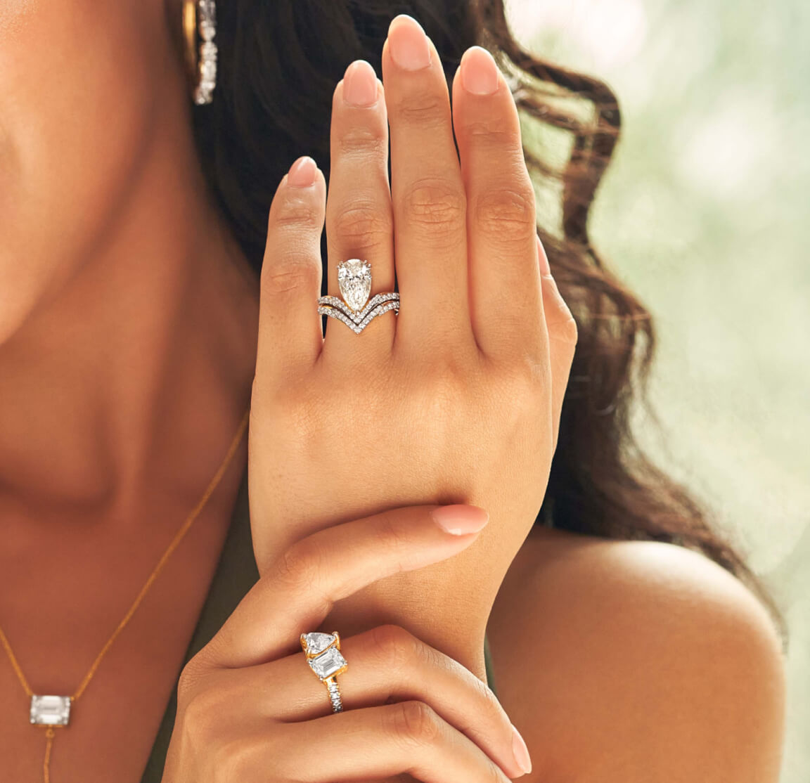 Here’s The Ultimate Guide to Buying Trending Engagement Ring in 2024