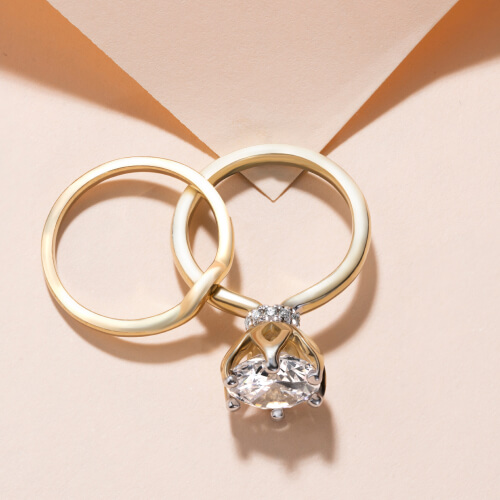 An Essential Guide to Choose Dainty Engagement Ring