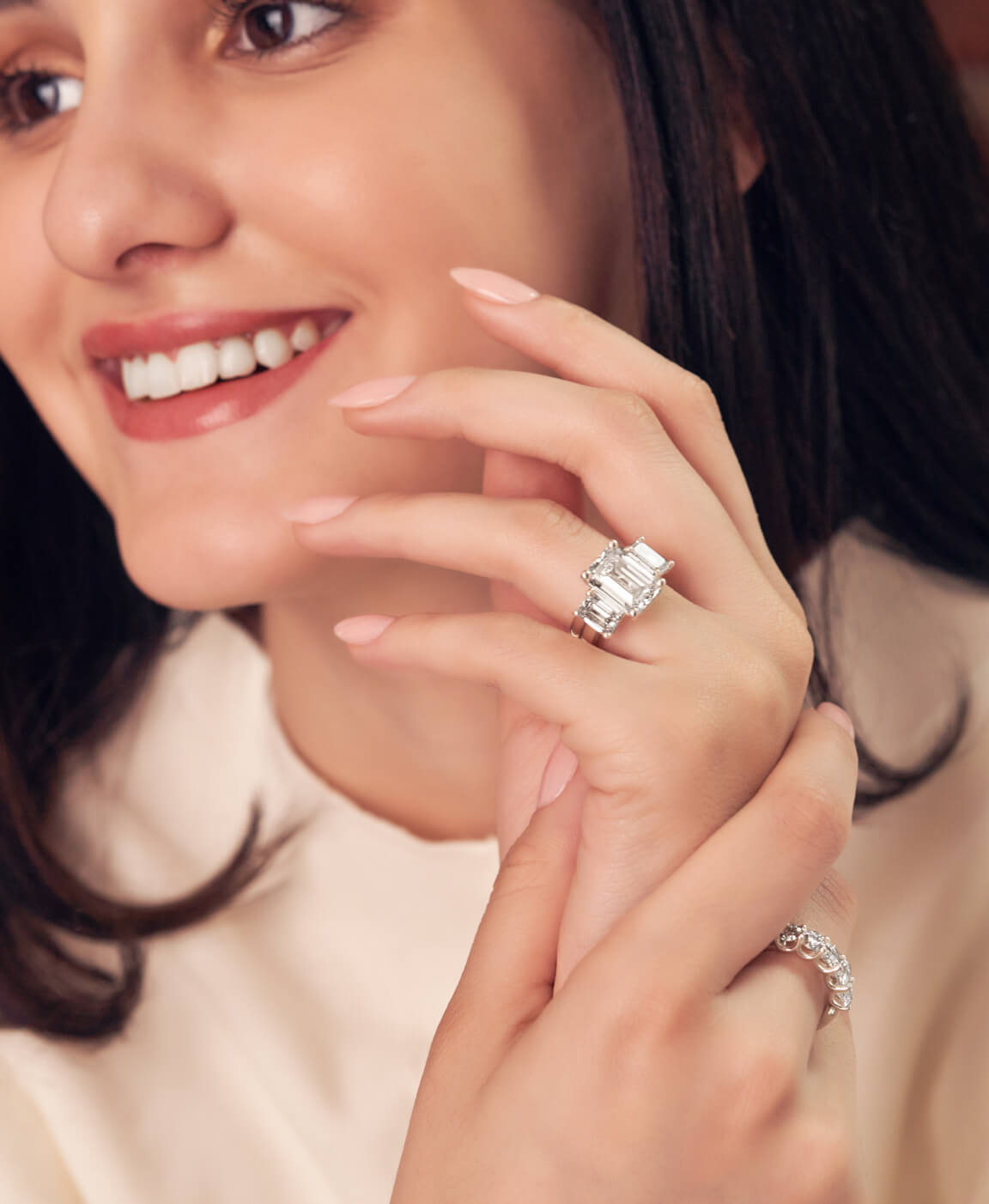 Why Choose a 2 Carat Solitaire Diamond Ring for Your Engagement?