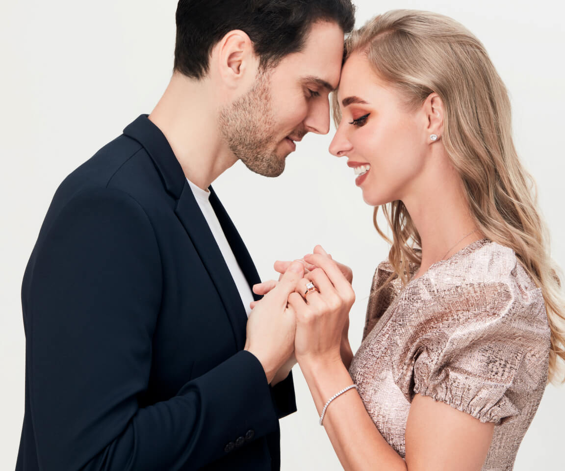 2024's Hottest Couple Engagement Rings:  Trends You Need To Know