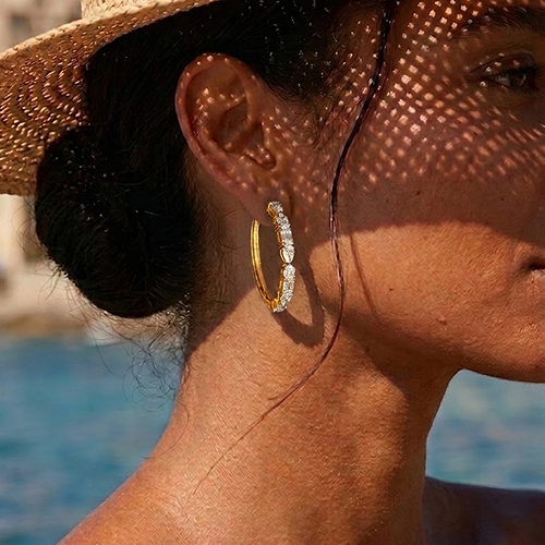 Yellow Gold vs. Rose Gold: How To Choose The Right Gold Earrings For Your Style