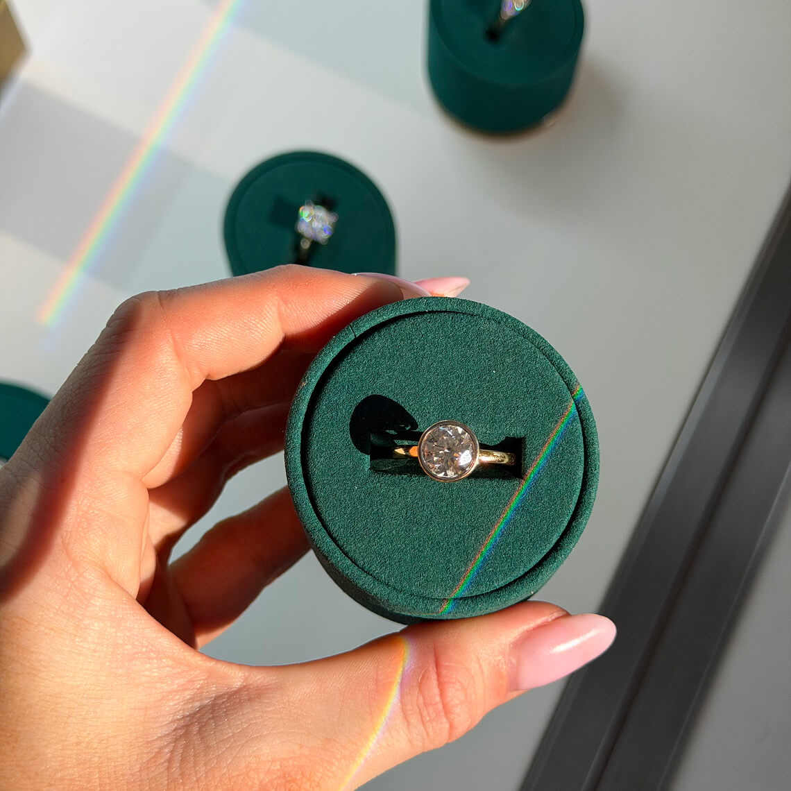 2 Carat Vs. 3 Carat Diamond: Which Diamond Size Is Right for Your Ring?