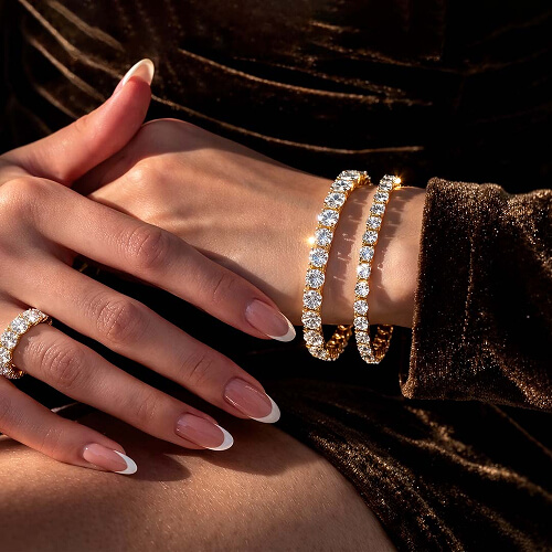 Tennis Necklace Vs. Tennis Bracelet: Which Tennis Jewelry Should You Buy First?