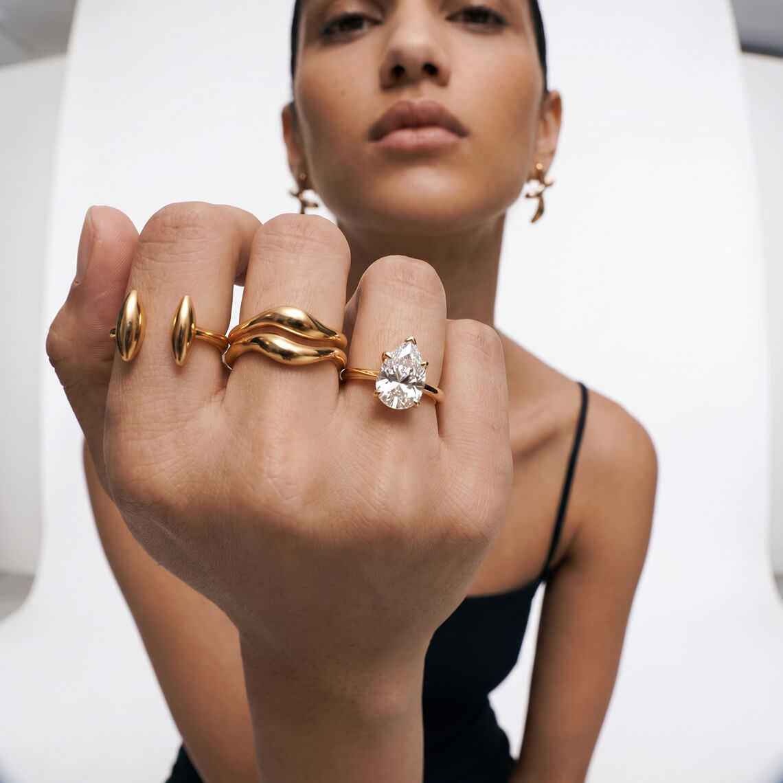 Meghan Markle’s Pear-Shaped Ring: Why Everyone Loves This Iconic Design