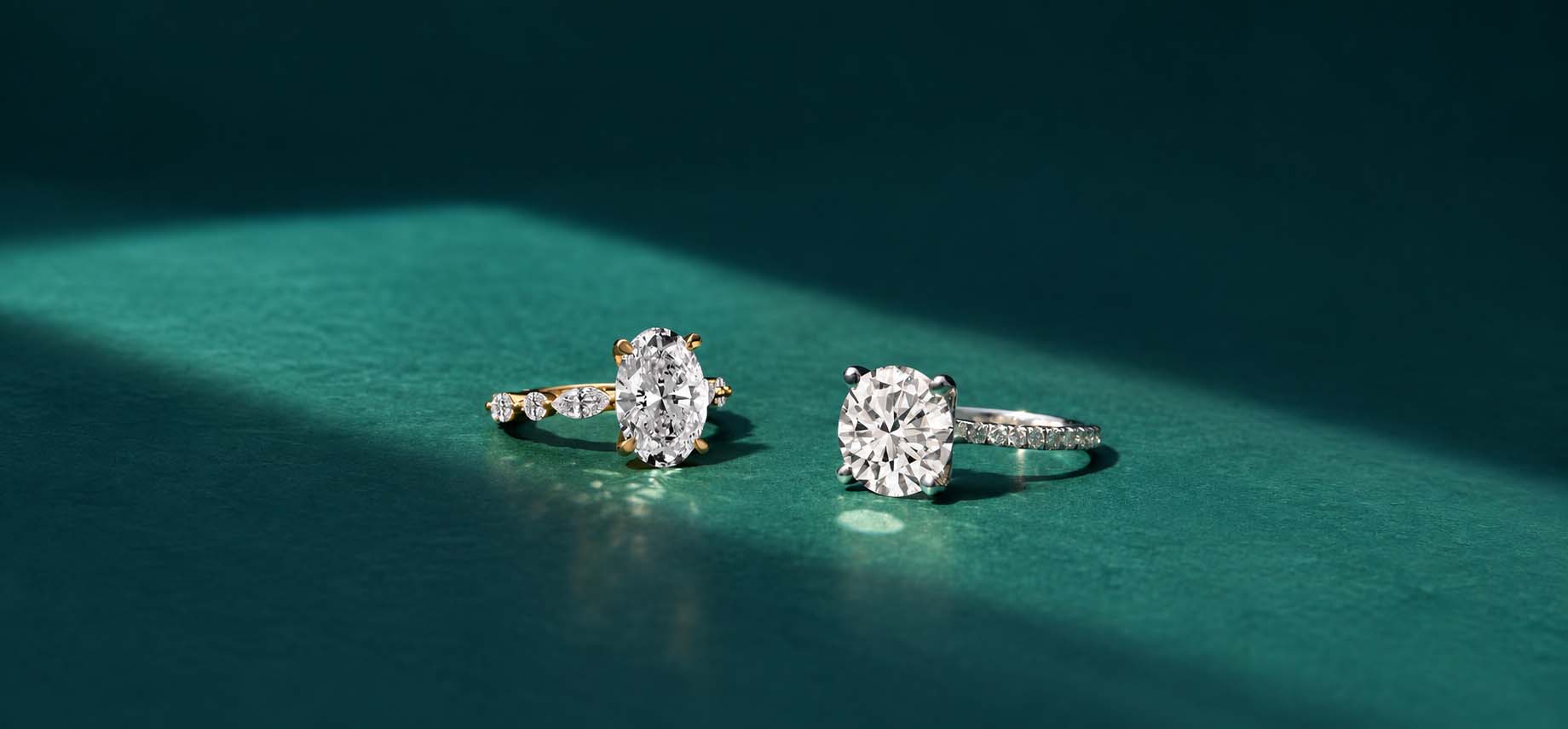 Oval vs. Round Diamond Engagement Ring
